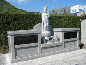 内田石材実績永代供養墓